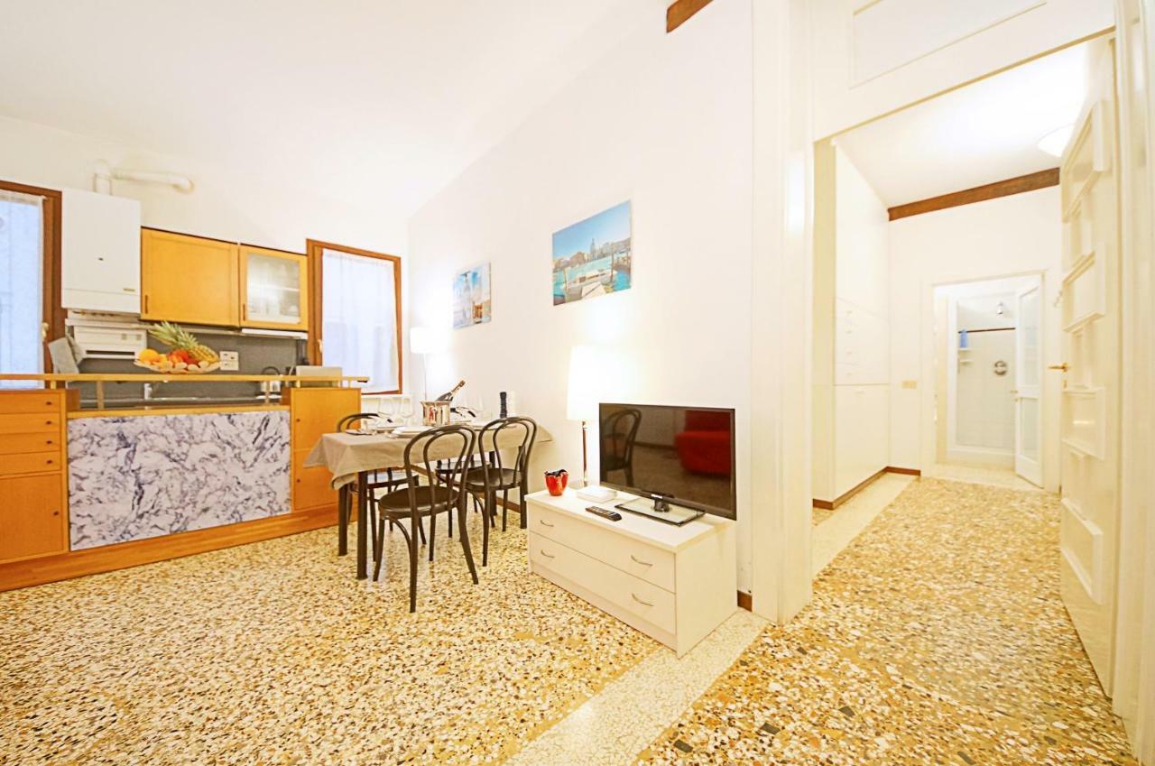 Santa Marina Apartment Rialto Venecia Exterior foto