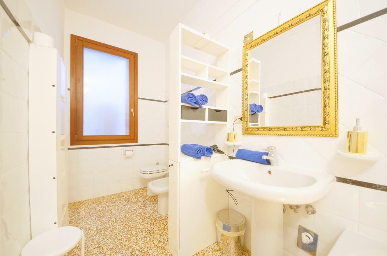 Santa Marina Apartment Rialto Venecia Exterior foto